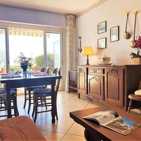Apartment En Rez-de-jardin, Pieds Dans L'eau, Terrasse, Parking, 4 Couchages - - Fr-1-251-454 *